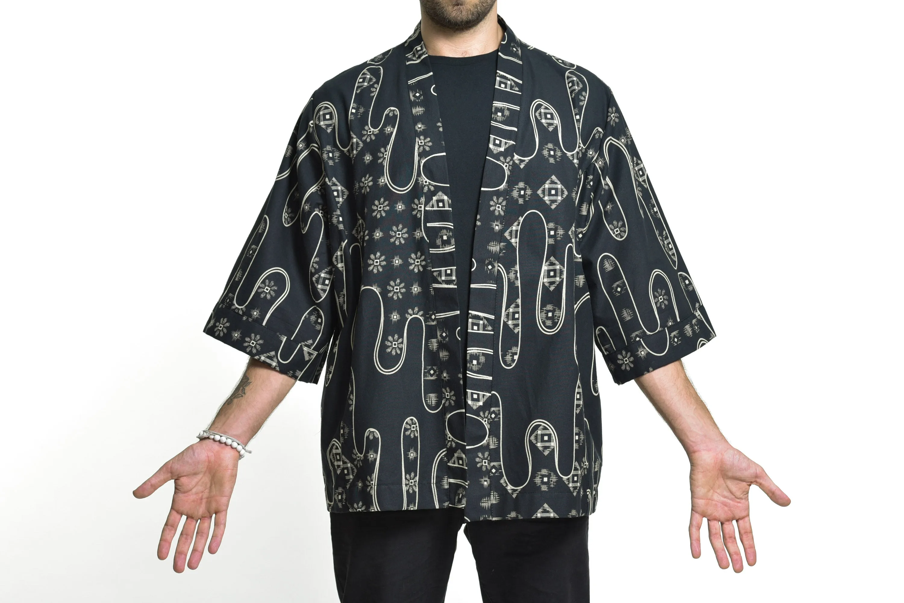 Japanese Print Cotton Kimono Cardigan in Black