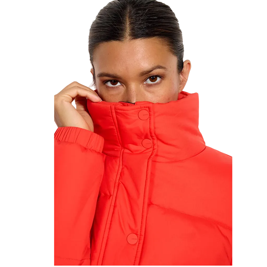 Sure! Here’s an optimized title for the product:

**MPG Sport Womens Fascinate Insulated Cropped Puffer Jacket - Lightweight, Stylish Warmth for Active Living**

This title includes modifiers to enhance the appeal and provide more information about the product.